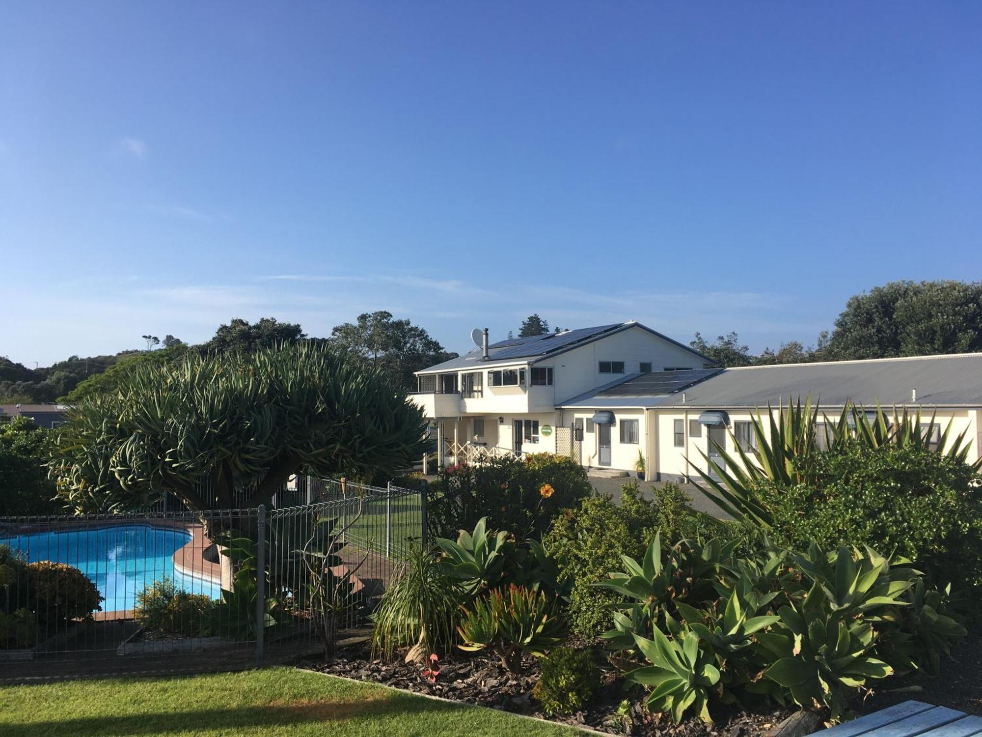 Pukenui Lodge Motel Exteriör bild