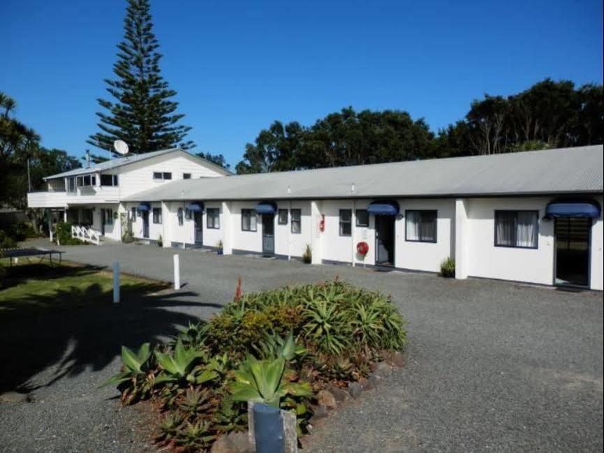 Pukenui Lodge Motel Exteriör bild