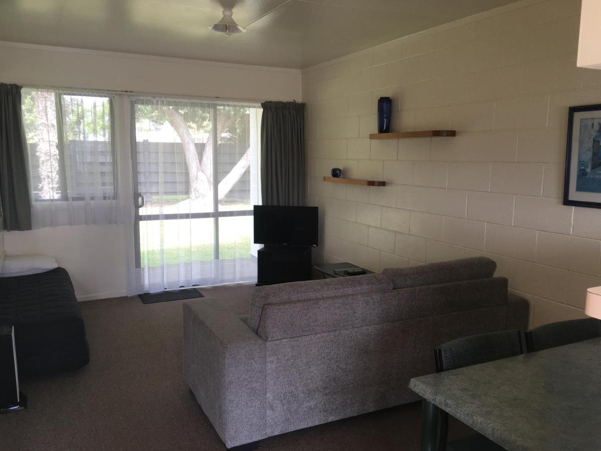 Pukenui Lodge Motel Exteriör bild